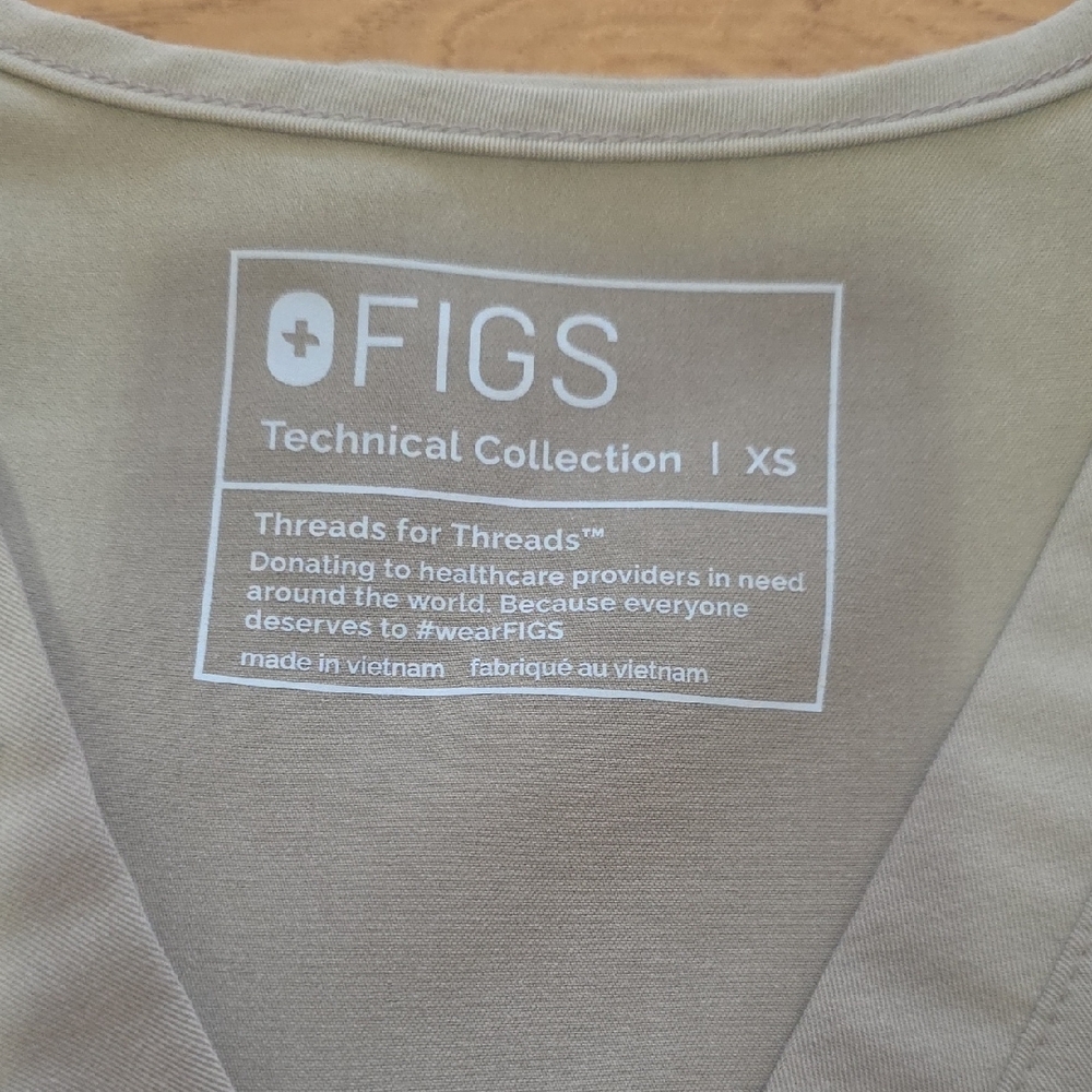 Figs Khaki Scrub Set - Picture 2 of 3